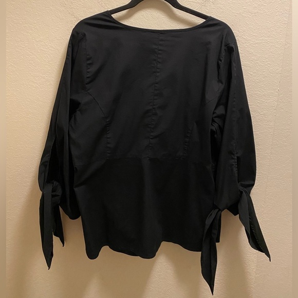 Universal Standard For J. Crew Black V-Neck Poplin Tie Cuff Sleeve Top Size XL - Picture 6 of 9